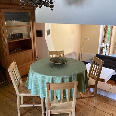 Dom Sarnia Z 4 Sypialniami *