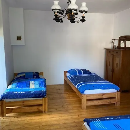 Dom Sarnia Z 4 Sypialniami Дом отдыха *