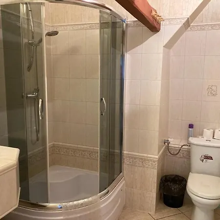 Dom Sarnia Z 4 Sypialniami Дом отдыха Карпач