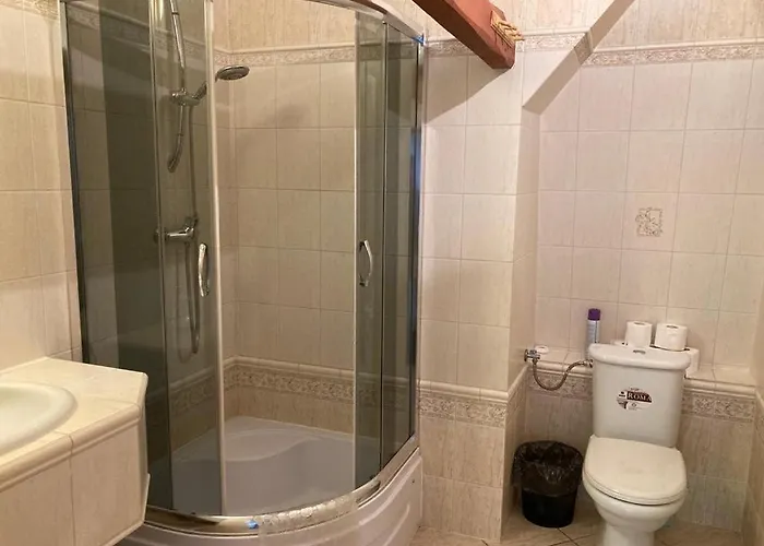 Dom Sarnia Z 4 Sypialniami Holiday home Karpacz